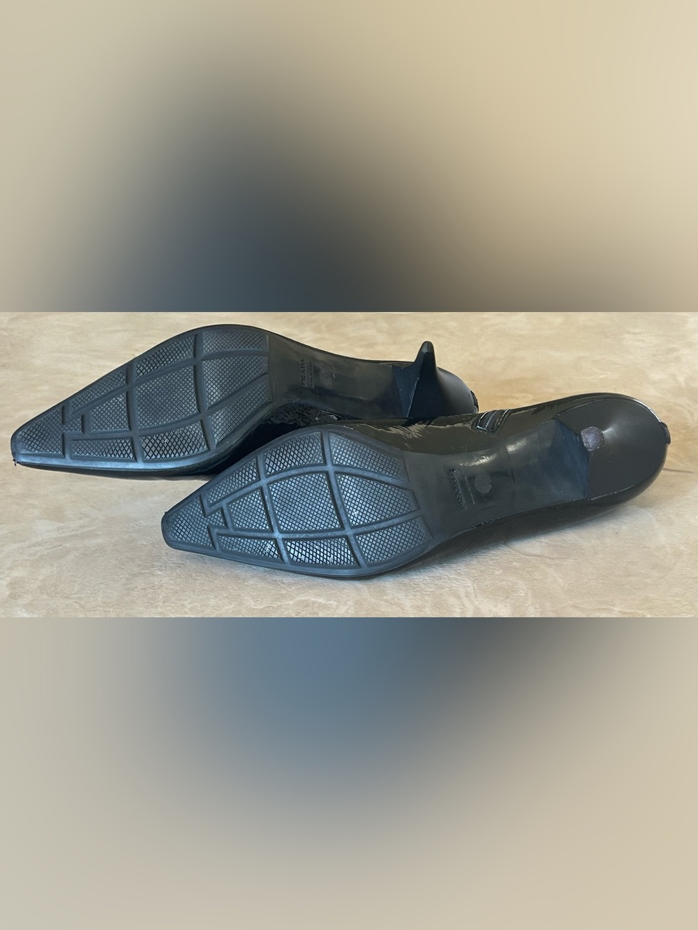 Vintage Prada Black Patent Pointed Toe Zip Heels Pumps Italy Size 38.5 - Picture 5 of 7
